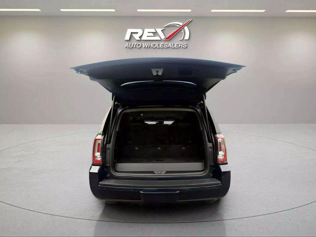 used 2019 GMC Yukon car, priced at $19,843