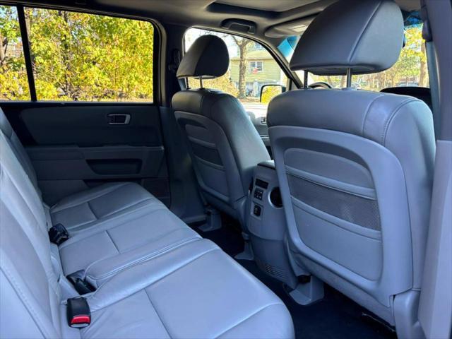 used 2011 Honda Pilot car, priced at $7,250