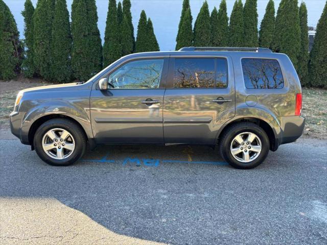 used 2011 Honda Pilot car, priced at $7,250