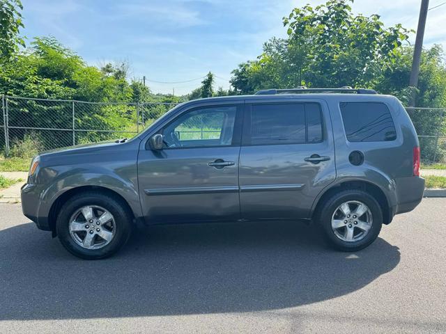 used 2011 Honda Pilot car, priced at $9,495