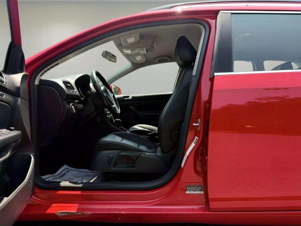used 2013 Volkswagen Jetta SportWagen car, priced at $5,980