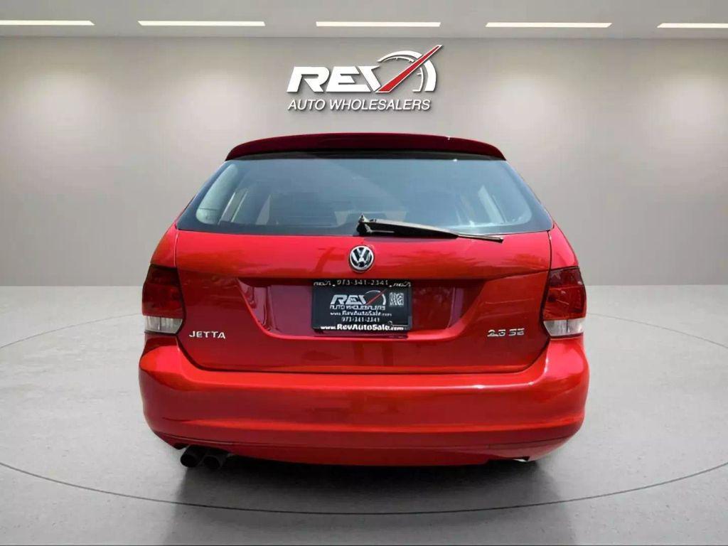 used 2013 Volkswagen Jetta SportWagen car, priced at $5,980