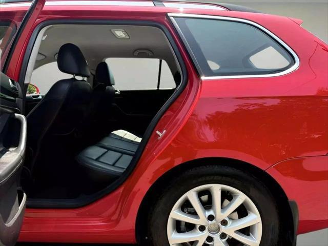 used 2013 Volkswagen Jetta SportWagen car, priced at $6,880