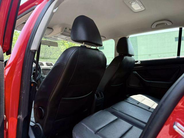 used 2013 Volkswagen Jetta SportWagen car, priced at $4,380