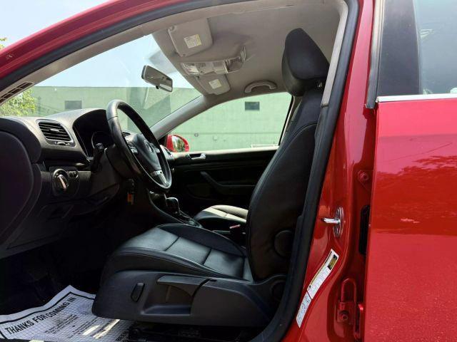 used 2013 Volkswagen Jetta SportWagen car, priced at $4,380