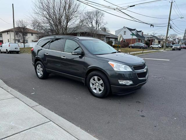 used 2010 Chevrolet Traverse car, priced at $5,495