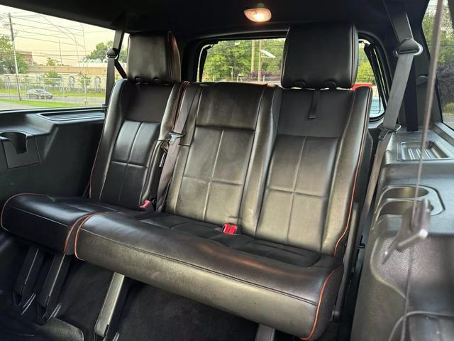 used 2009 Lincoln Navigator car, priced at $9,990