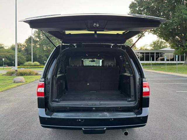 used 2009 Lincoln Navigator car, priced at $9,990