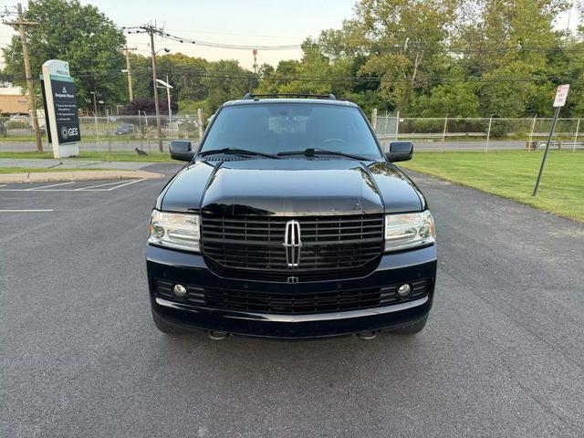 used 2009 Lincoln Navigator car, priced at $9,990