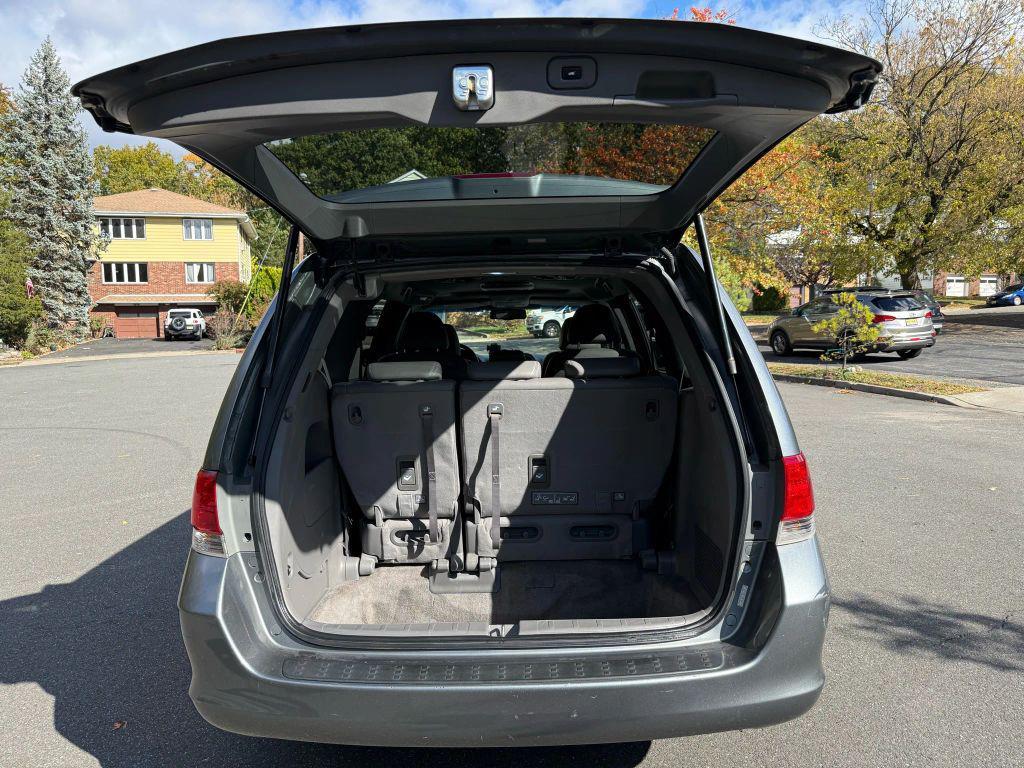 used 2009 Honda Odyssey car, priced at $5,680