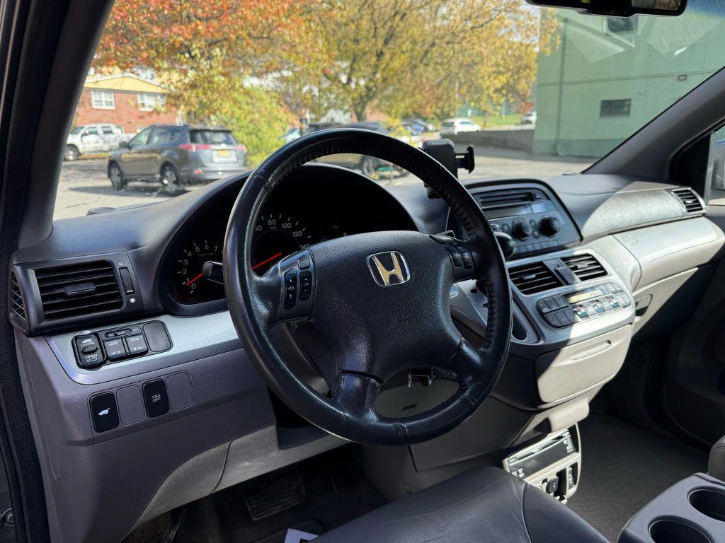 used 2009 Honda Odyssey car, priced at $5,680