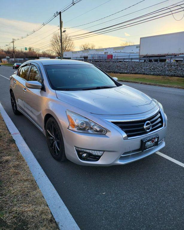 used 2015 Nissan Altima car, priced at $5,680