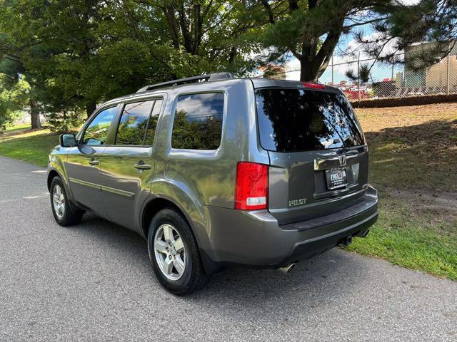 used 2011 Honda Pilot car, priced at $6,990