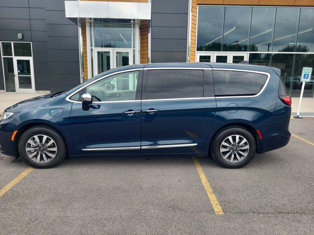 used 2023 Chrysler Pacifica Hybrid car, priced at $39,990