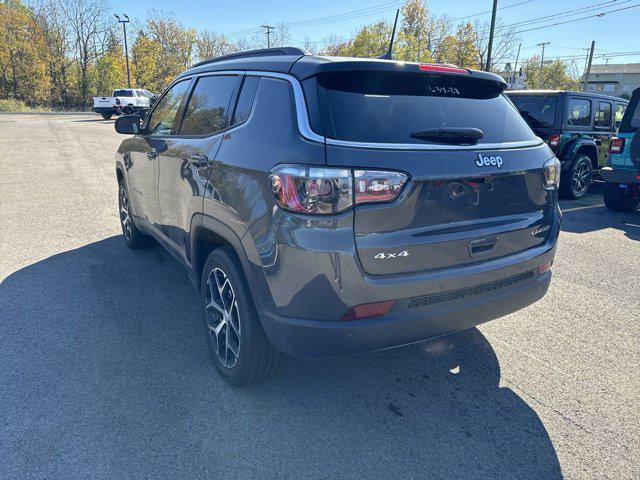 new 2024 Jeep Compass car, priced at $35,935