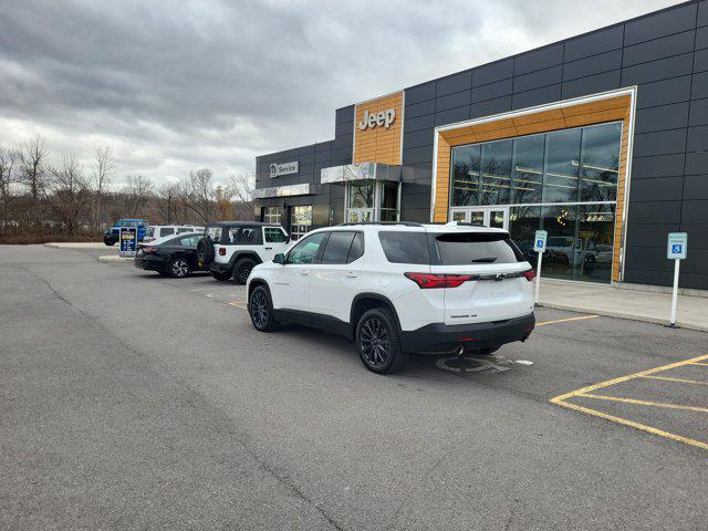 used 2023 Chevrolet Traverse car, priced at $37,990