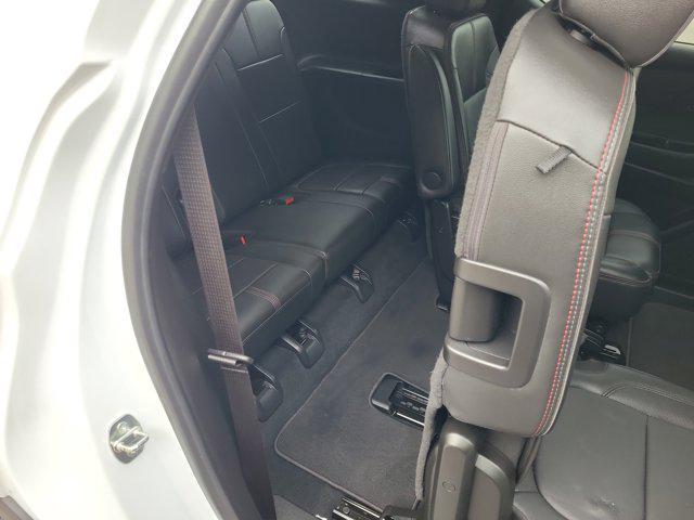 used 2023 Chevrolet Traverse car, priced at $37,990