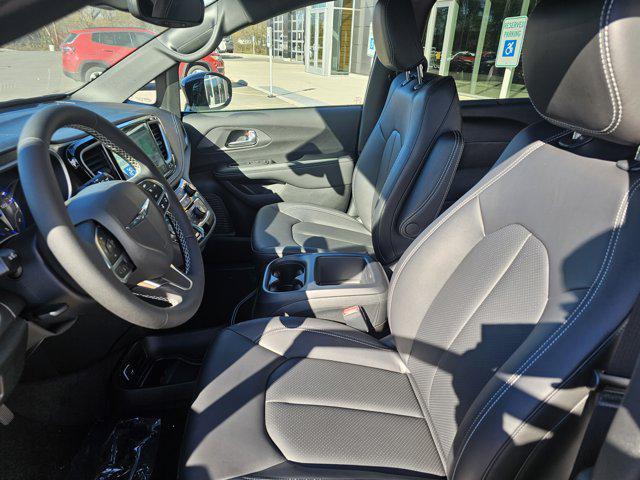 new 2026 Chrysler Pacifica car, priced at $48,360