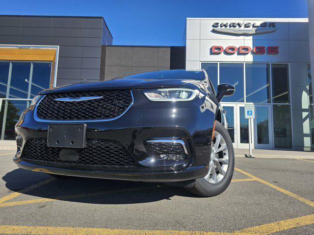 new 2026 Chrysler Pacifica car, priced at $48,360