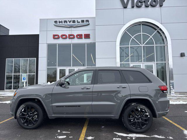 used 2022 Jeep Grand Cherokee car, priced at $28,490