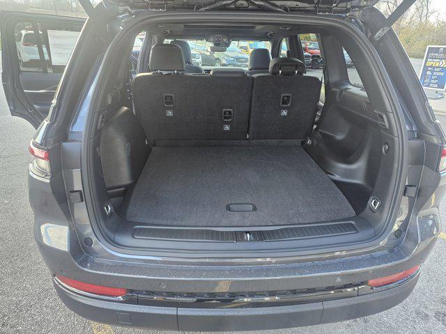 new 2025 Jeep Grand Cherokee car, priced at $53,735