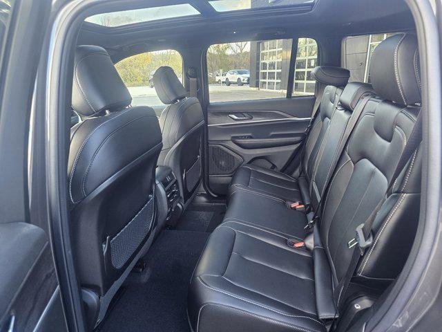 new 2025 Jeep Grand Cherokee car, priced at $53,735