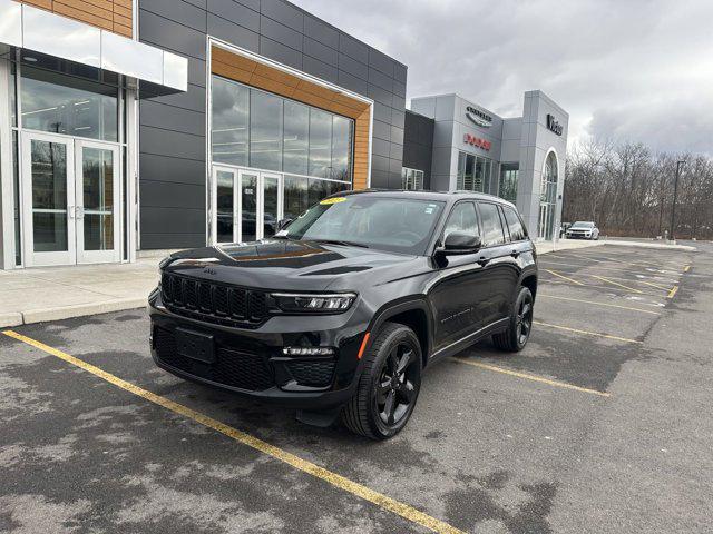 used 2023 Jeep Grand Cherokee car, priced at $35,990