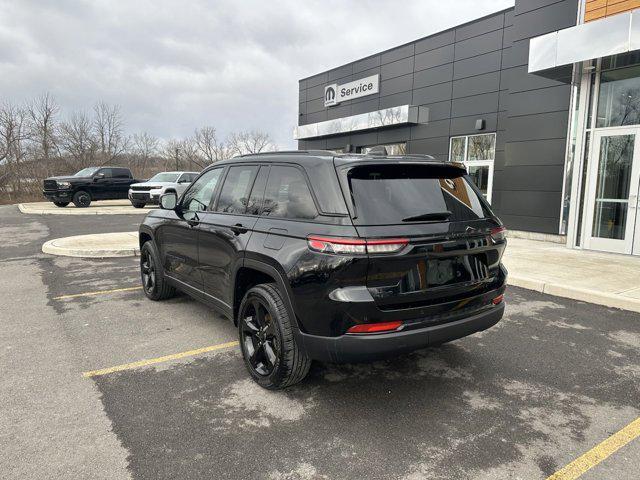 used 2023 Jeep Grand Cherokee car, priced at $35,990