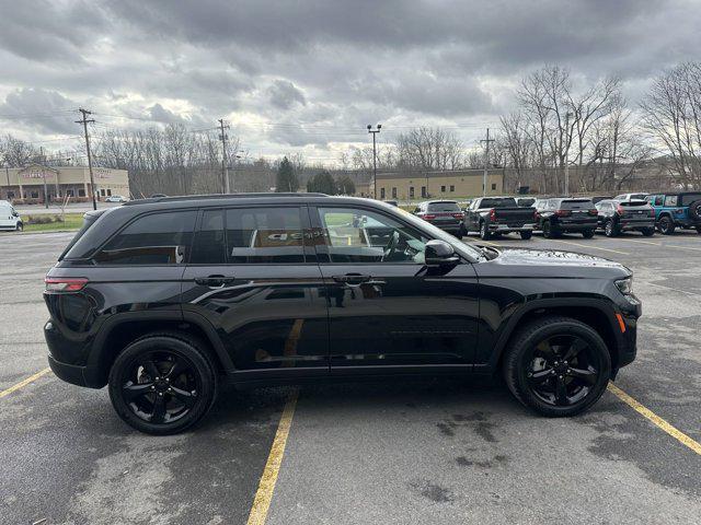 used 2023 Jeep Grand Cherokee car, priced at $35,990