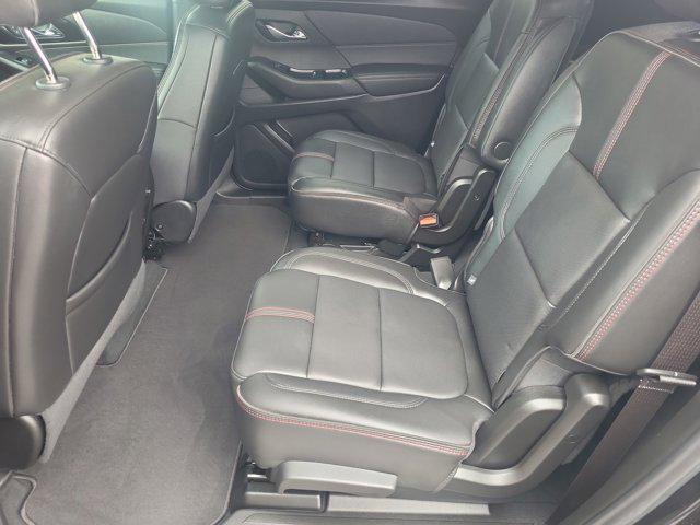 used 2023 Chevrolet Traverse car, priced at $36,990