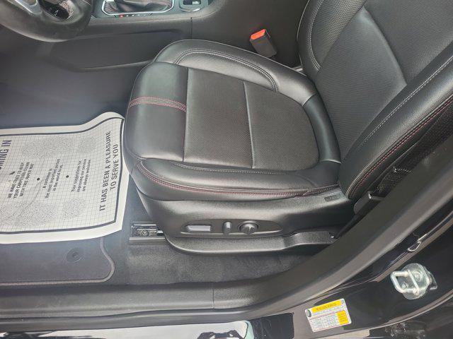 used 2023 Chevrolet Traverse car, priced at $36,990