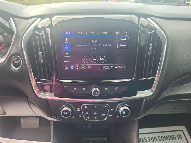 used 2023 Chevrolet Traverse car, priced at $36,990