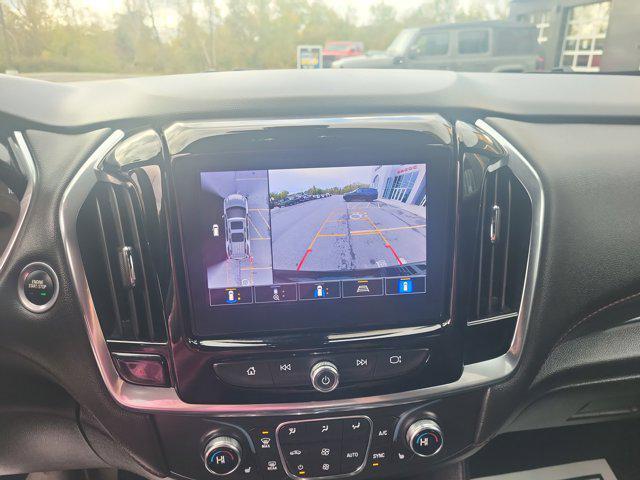 used 2023 Chevrolet Traverse car, priced at $36,990