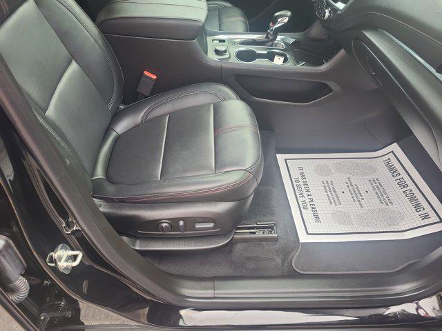 used 2023 Chevrolet Traverse car, priced at $36,990