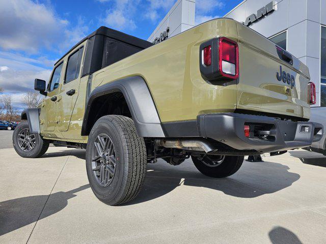 new 2025 Jeep Gladiator car, priced at $46,805