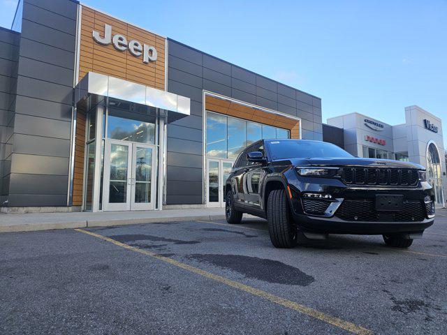 new 2025 Jeep Grand Cherokee car, priced at $55,660