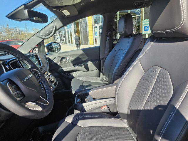 new 2026 Chrysler Pacifica car, priced at $48,360