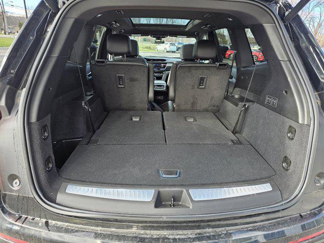 used 2024 Cadillac XT6 car, priced at $44,990