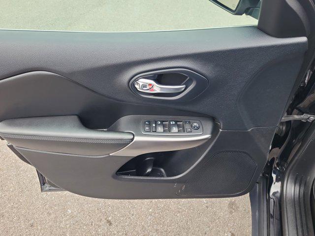 used 2019 Jeep Cherokee car, priced at $14,490