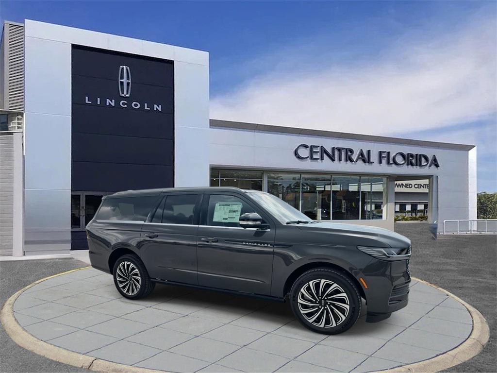 new 2025 Lincoln Navigator car, priced at $124,190