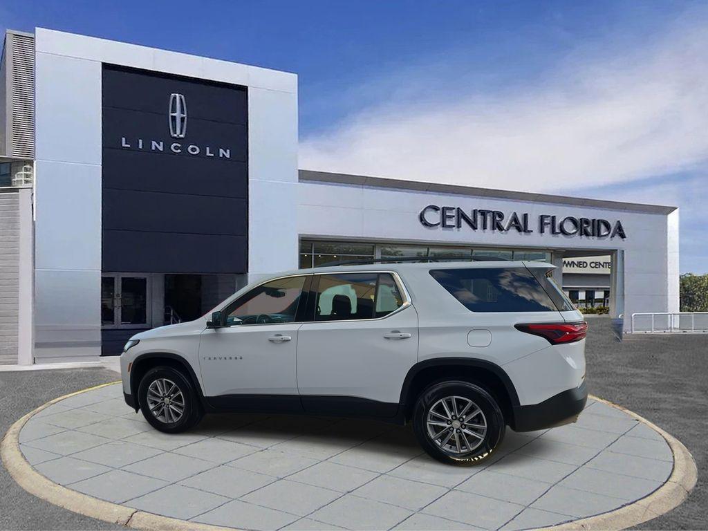 used 2023 Chevrolet Traverse car, priced at $25,998