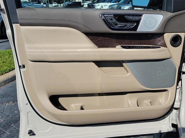 new 2024 Lincoln Navigator car, priced at $101,285