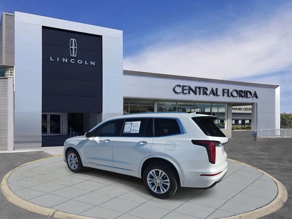 used 2023 Cadillac XT6 car, priced at $31,998