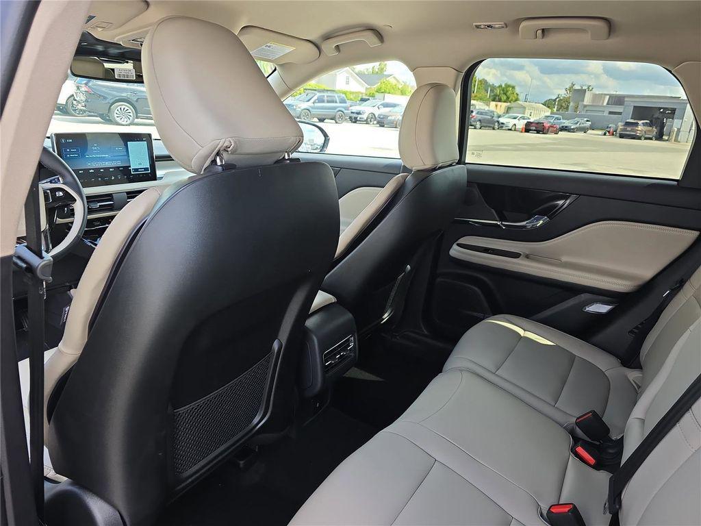 new 2025 Lincoln Corsair car, priced at $34,756