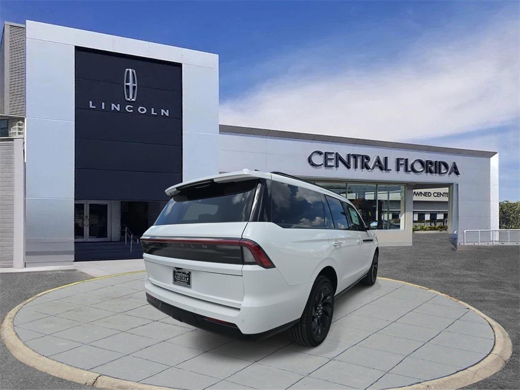 new 2025 Lincoln Navigator car, priced at $106,775