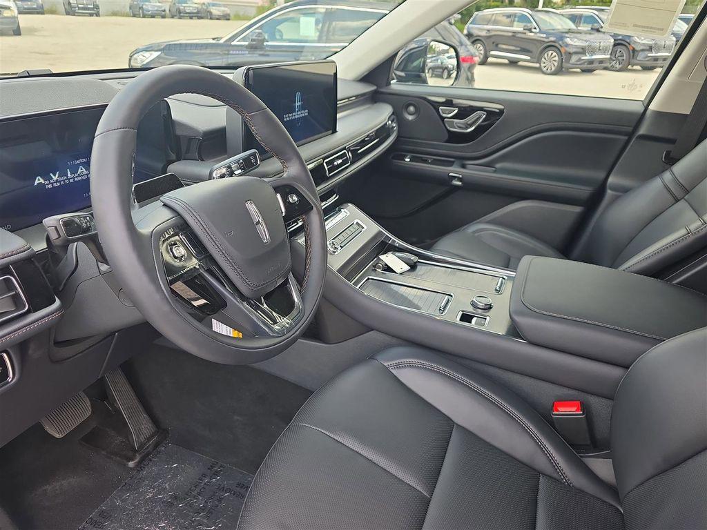 new 2025 Lincoln Aviator car, priced at $59,554