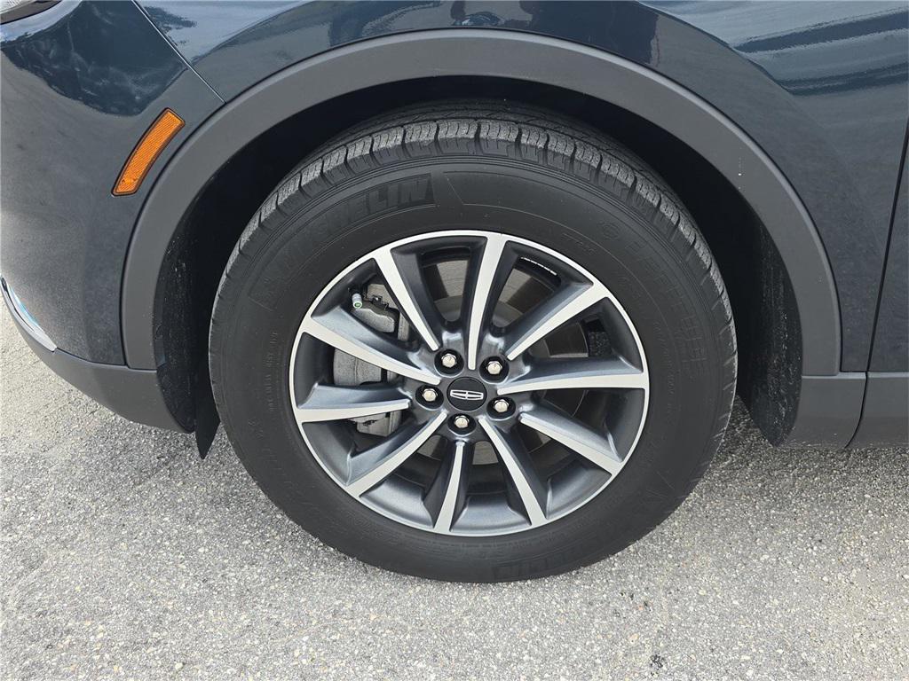 used 2021 Lincoln Nautilus car, priced at $24,256