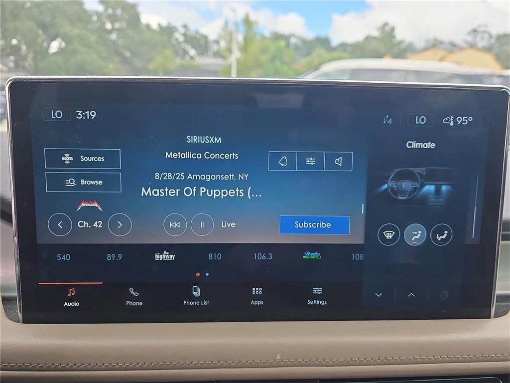 used 2021 Lincoln Nautilus car, priced at $24,256