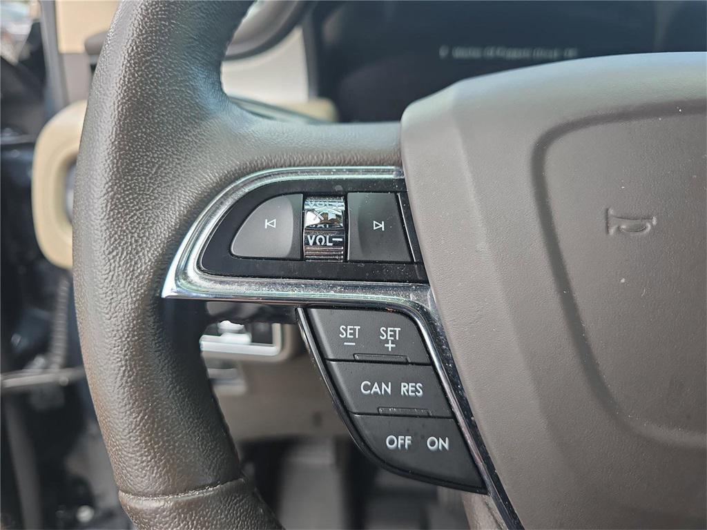 used 2021 Lincoln Nautilus car, priced at $24,256