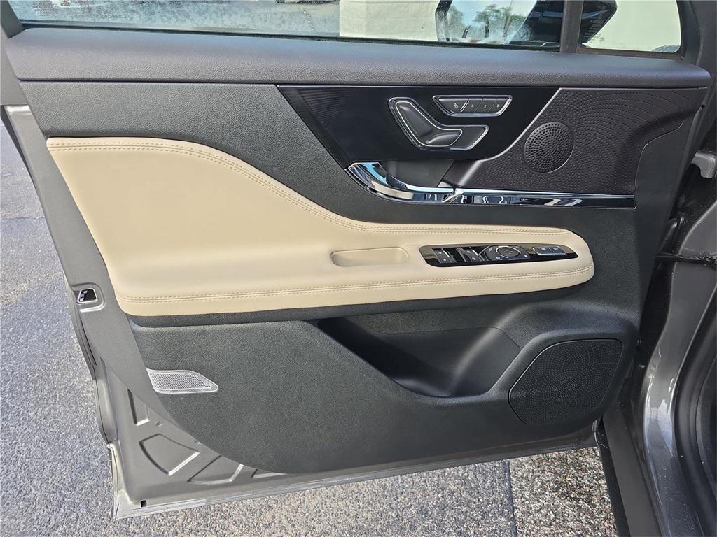 new 2025 Lincoln Corsair car, priced at $41,165